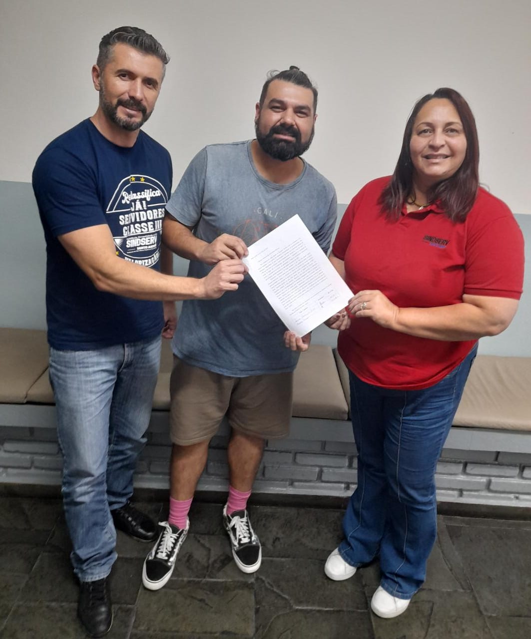 Imagem de Sindserv Santo André apoia luta dos AIE pela redução da carga horária 