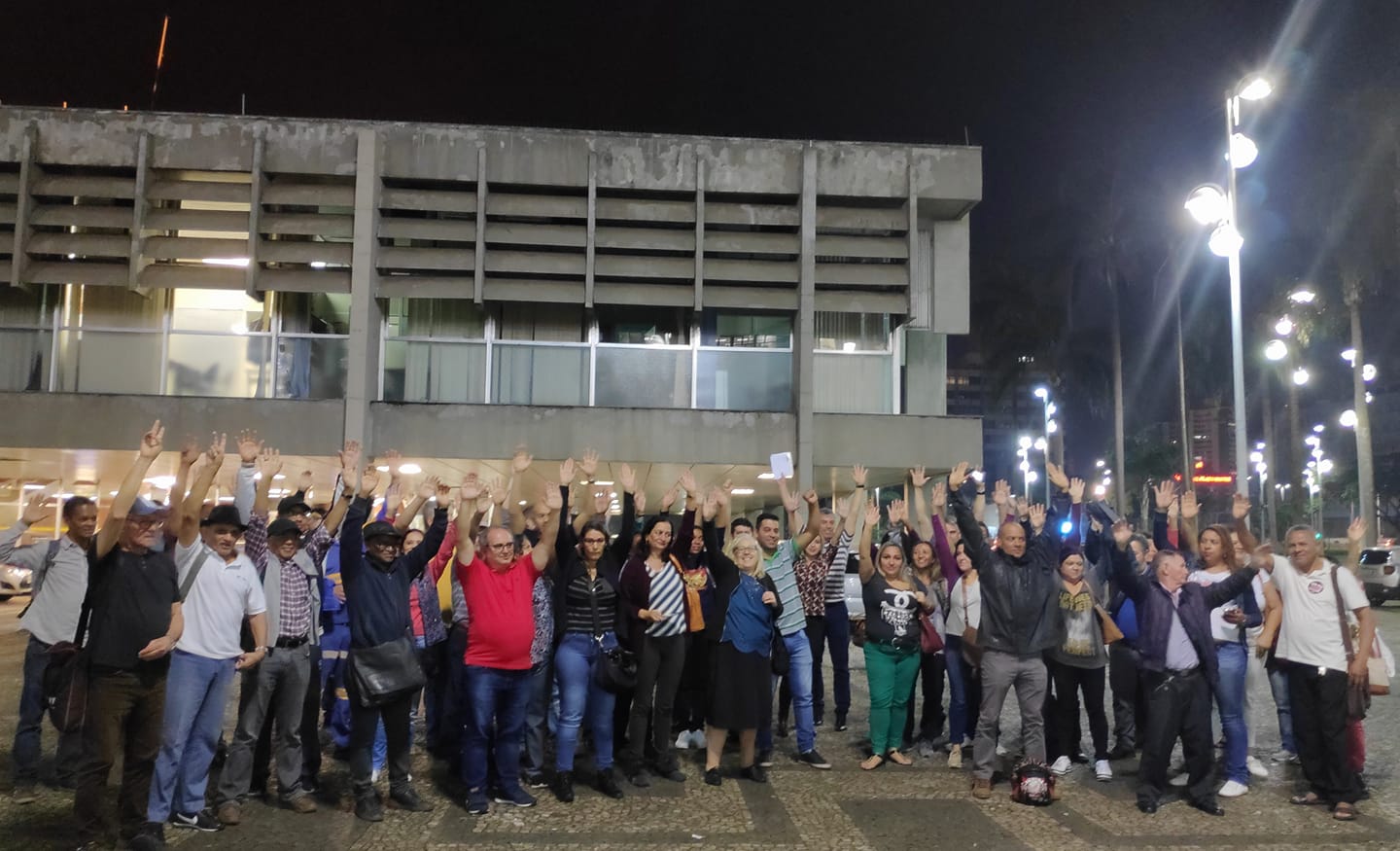 Imagem de Campanha Salarial 2019: Servidores andreenses decretam estado de greve. Nova assembleia acontece na terça-feira (28) 