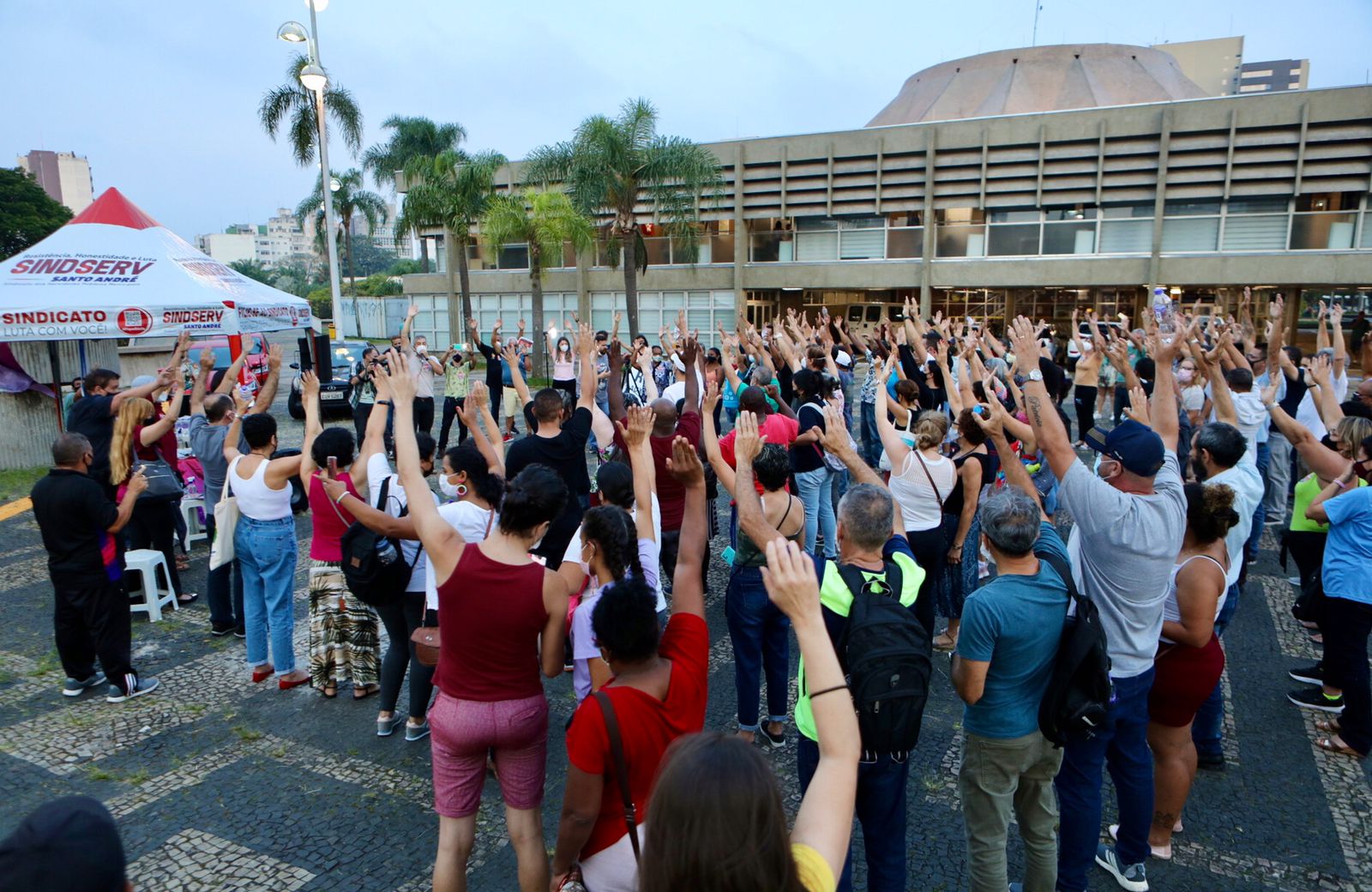 Imagem de Servidores farão Assembleia e paralisação de 1 hora em defesa da reposição da inflação no dia 10 