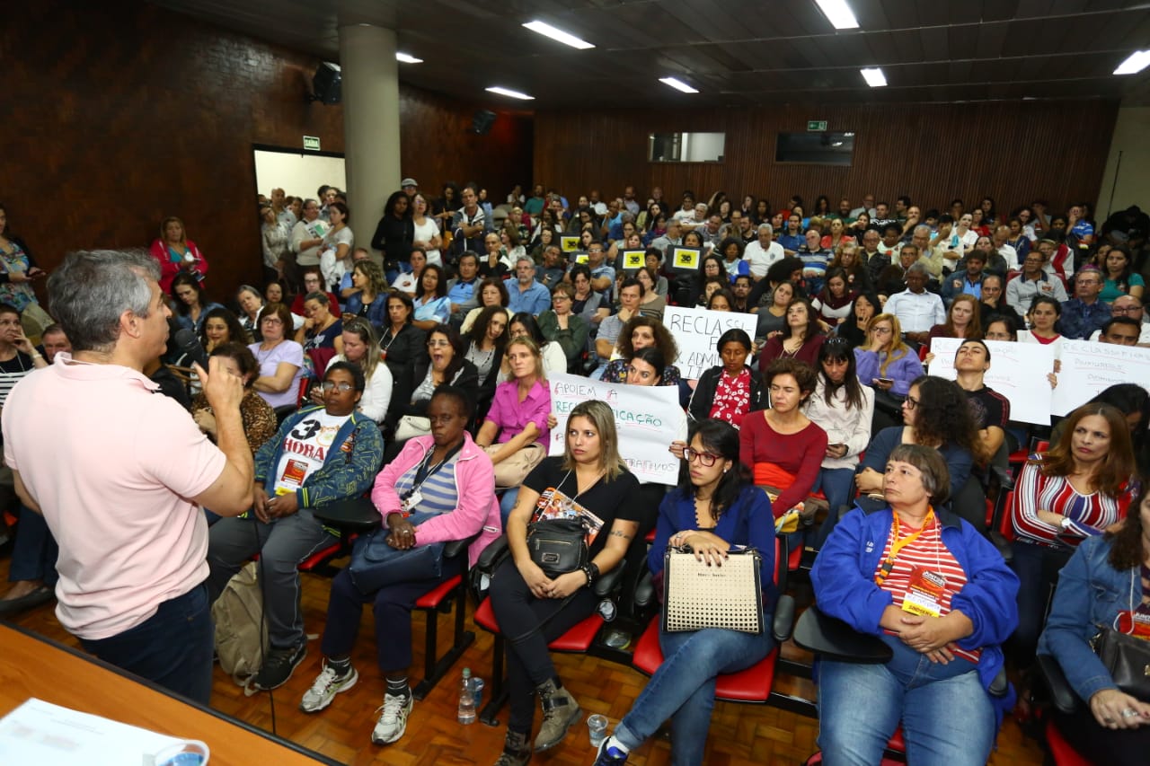Imagem de Servidores de Santo André aprovam pauta de reivindicações da Campanha Salarial 2019