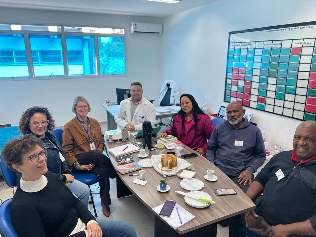 Imagem de Sindicato se reúne com diretoria do CHM e debate demandas dos servidores da Saúde