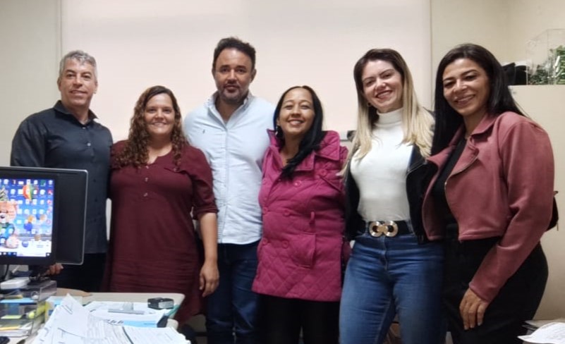 Imagem de Sindicato conversa demandas dos trabalhadores com Secretaria de Saúde 