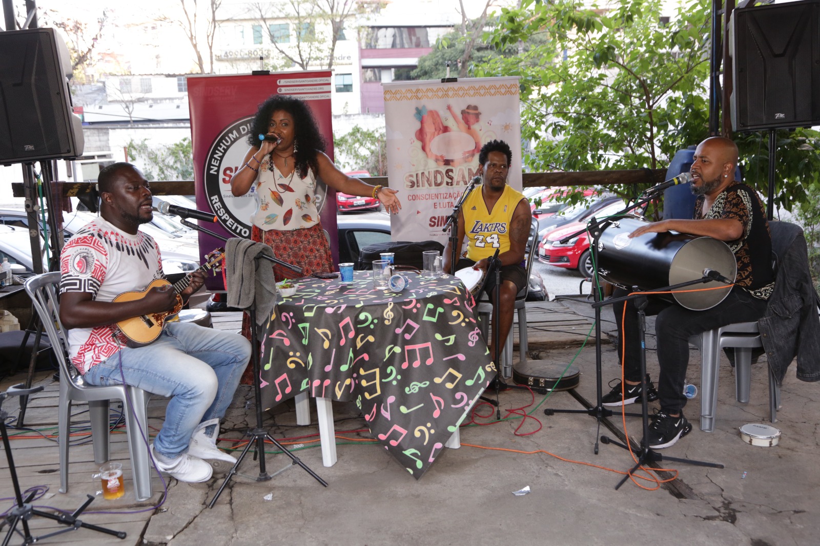Imagem de Sucesso: servidores participam do Sindsamba: Conscientização, Resistência e Luta na Roda 